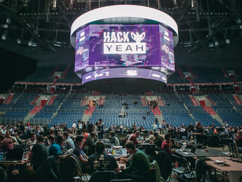 Hundreds of students at HackYeah in Krakow